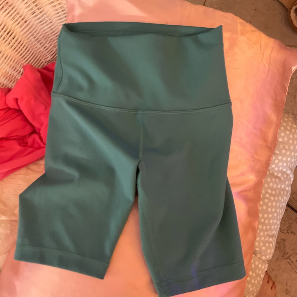 lululemon teal align shorts size 6